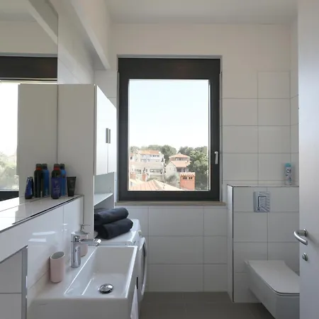 Racan Apartment *